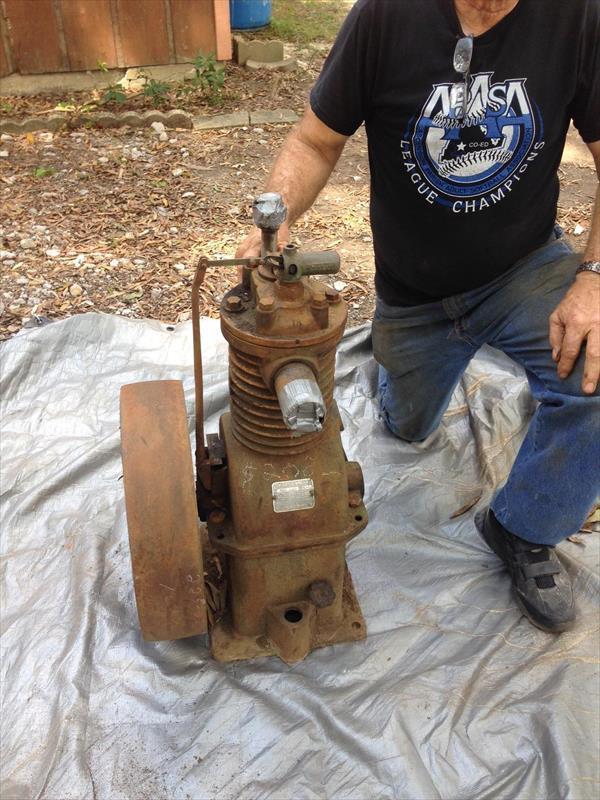 FOR SALE 1916 Antique Curtis air compressor US 200.00 (PRAIRIEVILLE