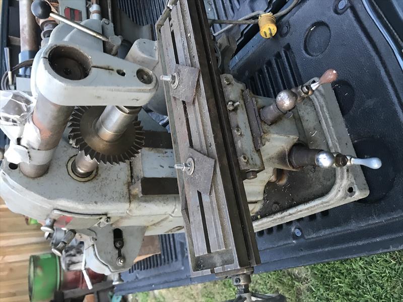 Atlas MFC horizontal milling machine US 800.00 (Petersburg, NJ