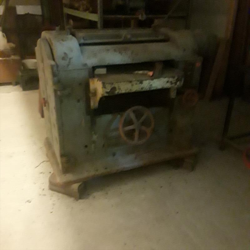 Newman 600 24" Straight Knife Planer US 1,250.00 (Isle La Motte, VT