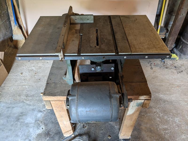 Vintage Table Saw US 150.00 (Sonora, CA)