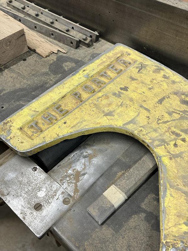 Needing set screws, aka "elevation screws" US 1.00 (Fort Payne, AL