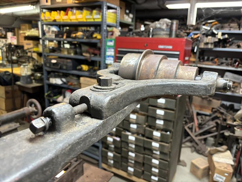 Dwight Slate Flat Belt Drill Press 1886 US 50.00 (Acton, MA)