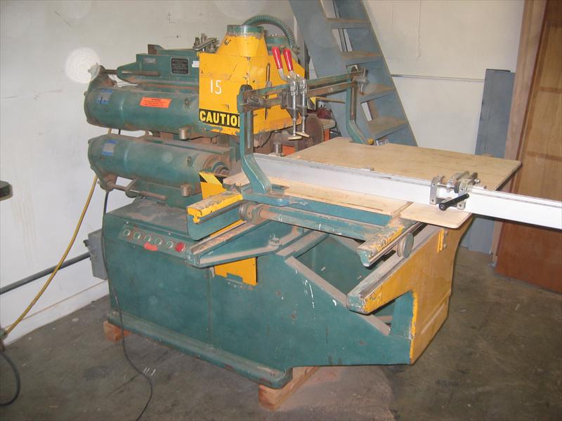 Oliver 125D Single End Tenoner US 4,650.00 (Tustin, CA