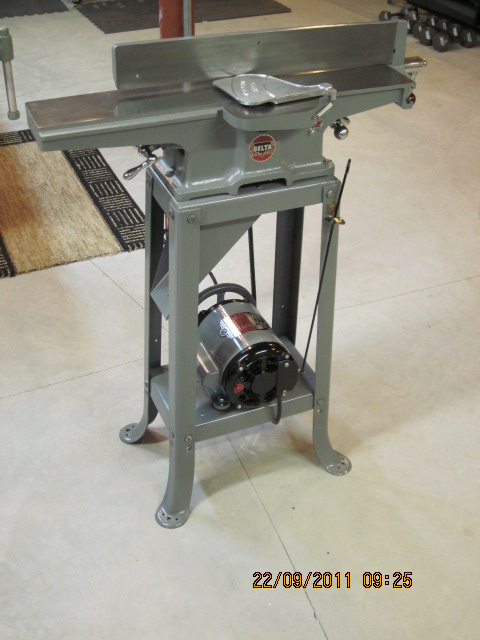 Delta deals milwaukee jointer