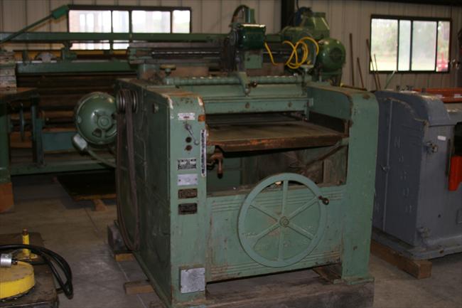  Works, Inc. - Buss 4L Surface Wood Planer | VintageMachinery.org